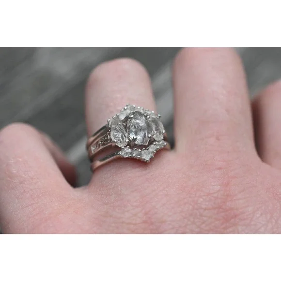 Engagement ring set, raw diamond ring, raw stone ring, alternative engag… - Picture 6 of 6